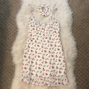 Abercrombie & Fitch cherry dress